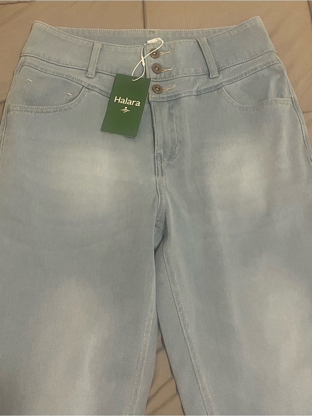 HALARA Light Blue women’s Slim Straight Jeans